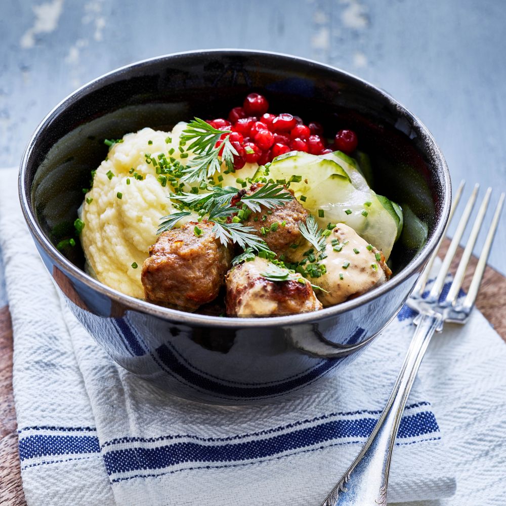 lunchcatering-i-stockholm-med-kottbullar-och-hemmagjort-potatismos